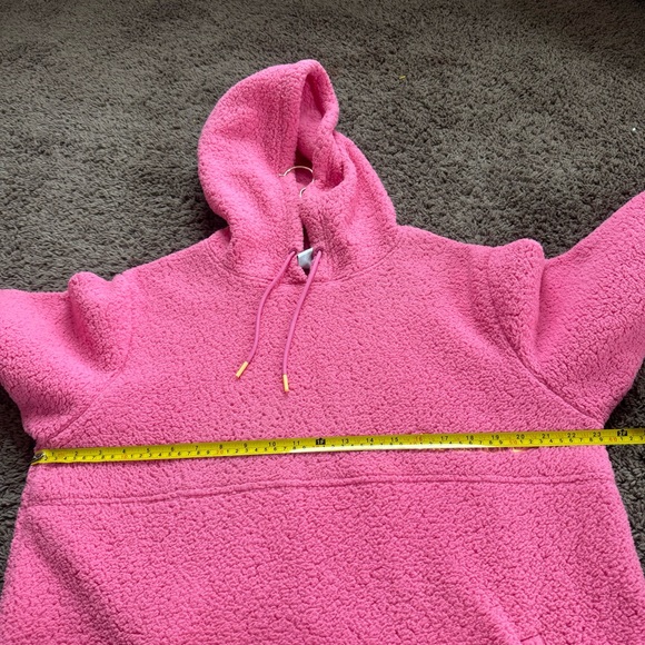 Nike Fleece Pullover Hoodie Warm Playful Pink Oversized Fuzzy Sweatshirt M - Picture 8 of 8